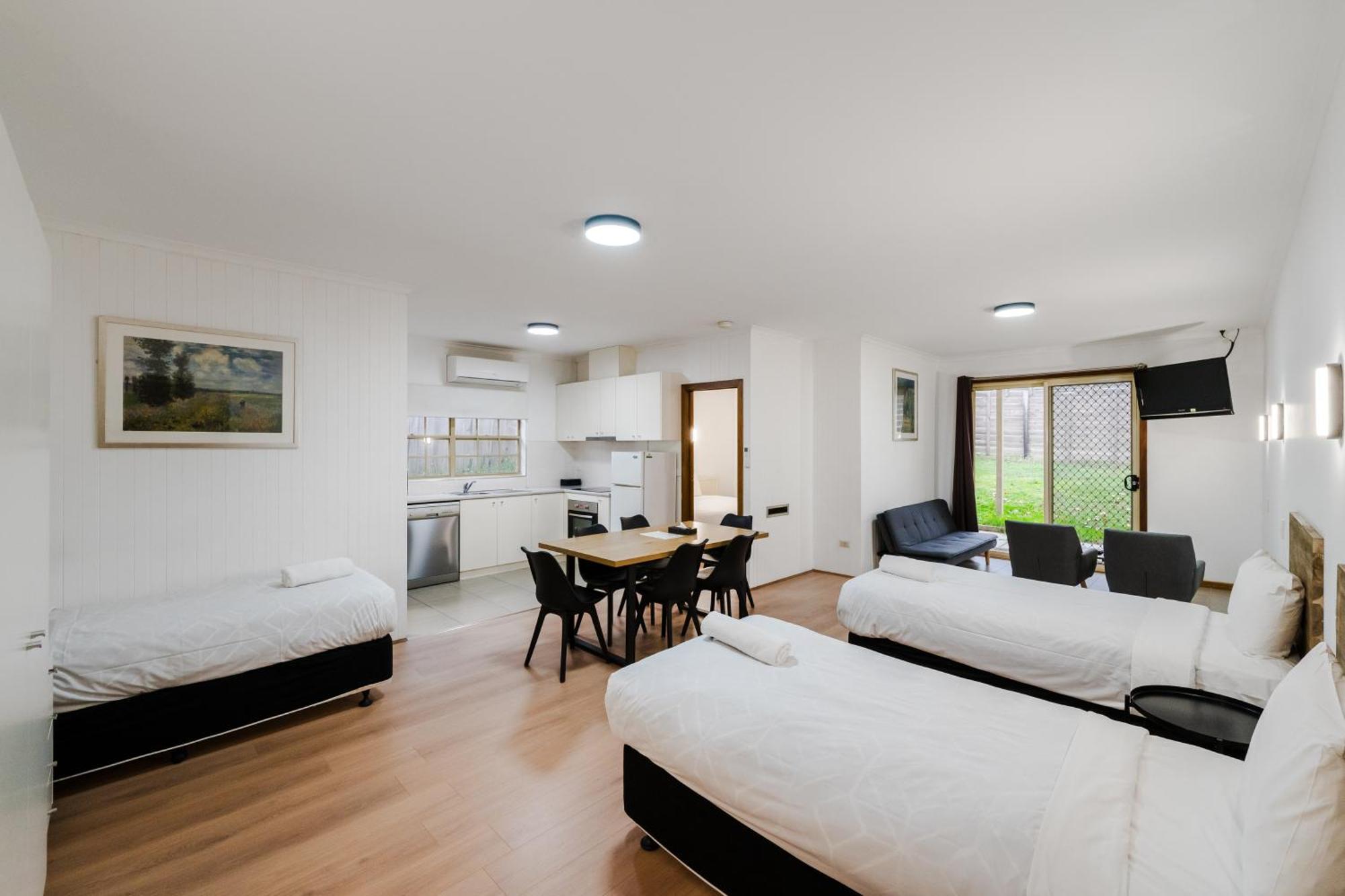 Yarra Valley Motel Лилидейл Экстерьер фото