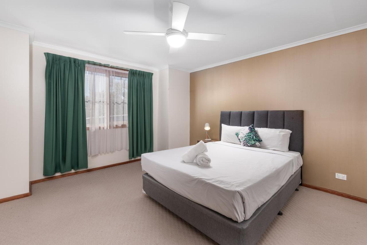 Yarra Valley Motel Лилидейл Экстерьер фото